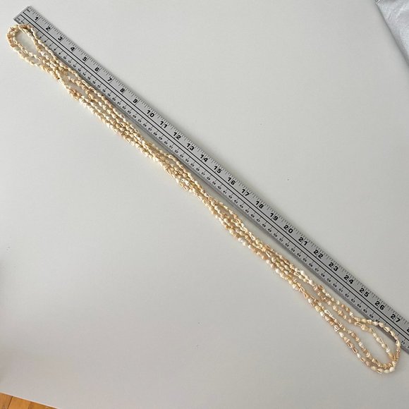 Beachy Pearl Shell Adjustable Layer Necklaces - Picture 8 of 9